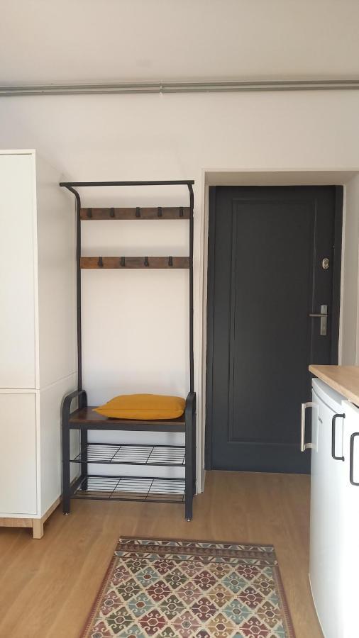 Minisowa Apartman Jedlina-Zdroj Kültér fotó