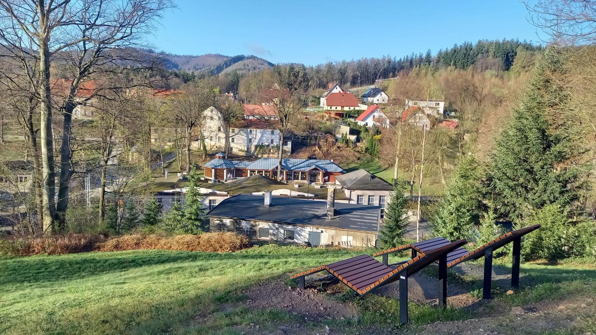 Minisowa Apartman Jedlina-Zdroj Kültér fotó
